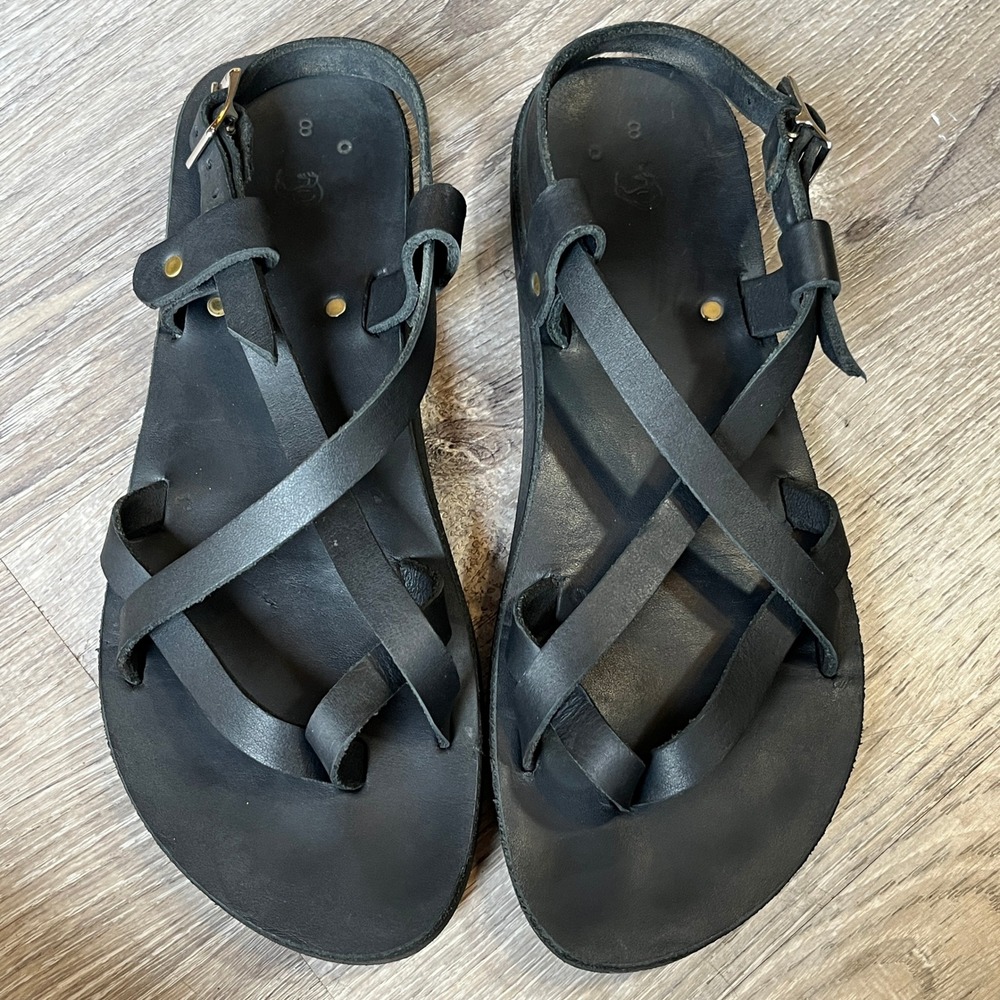 Kiwi Sandals No. 71 Black Leather Criss Cross Strap Toe Loop Vibram Sole Women 8